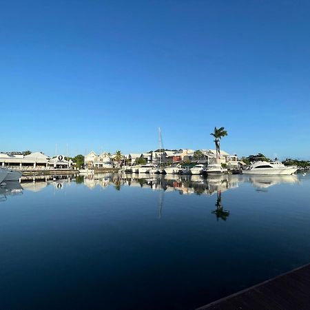 T2 Calme Et Lumineux Au Coeur De Pointe-A-Pitre Apartment Екстериор снимка